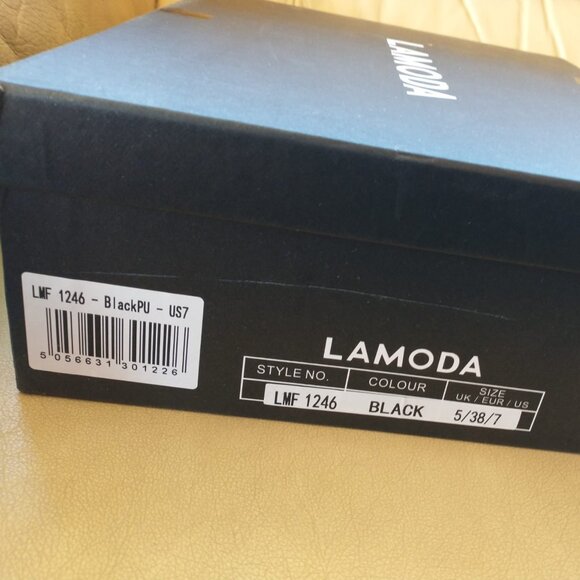 Black Knee-High Women's Boots - Picture 5 of 6